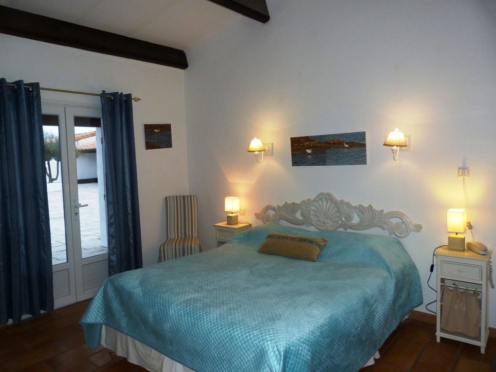 Mas De Calabrun Hotel Saintes-Maries-de-la-Mer Bagian luar foto